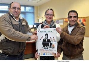 Los organizadores posan junto a la delegada de Medio Ambiente, Felisa Rosado