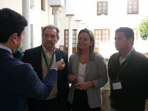 Encuentro con la portavoz del PP en la comisión 06-03-14